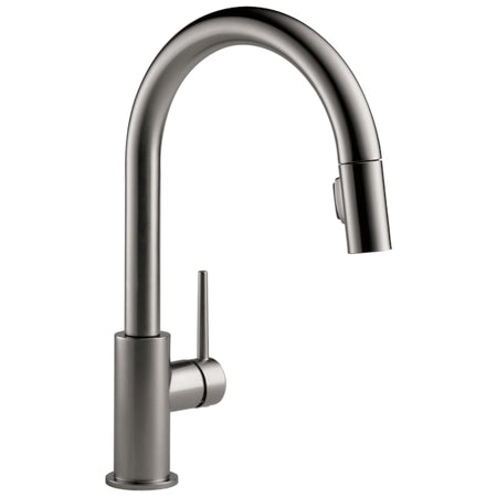 Delta Single Handle Pull-Down Kitchen Faucet 1