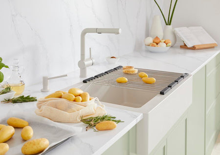 Blanco Linus Pull-Out Kitchen Faucet 1