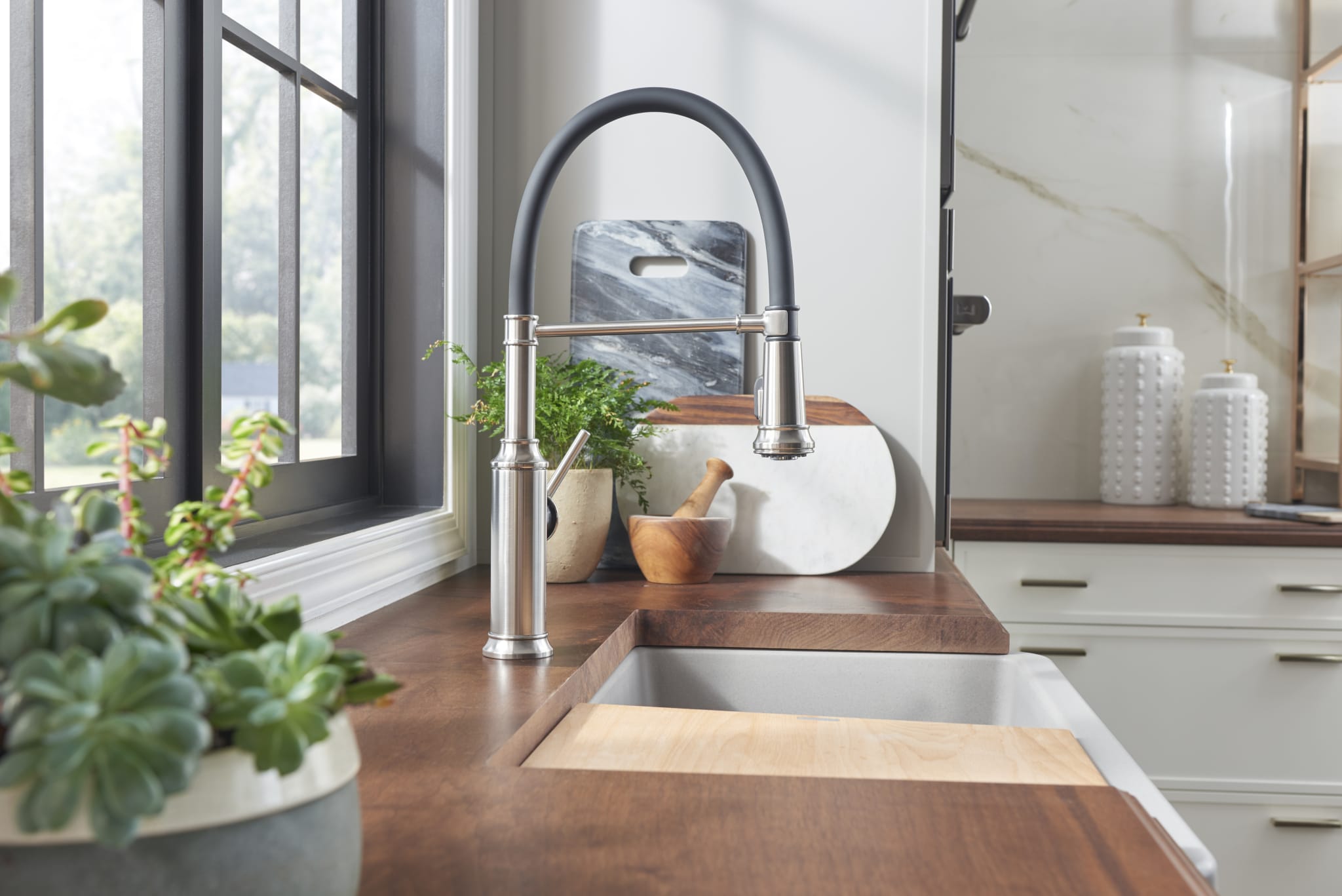 Blanco Empressa Semi‑Pro Kitchen Faucet 8