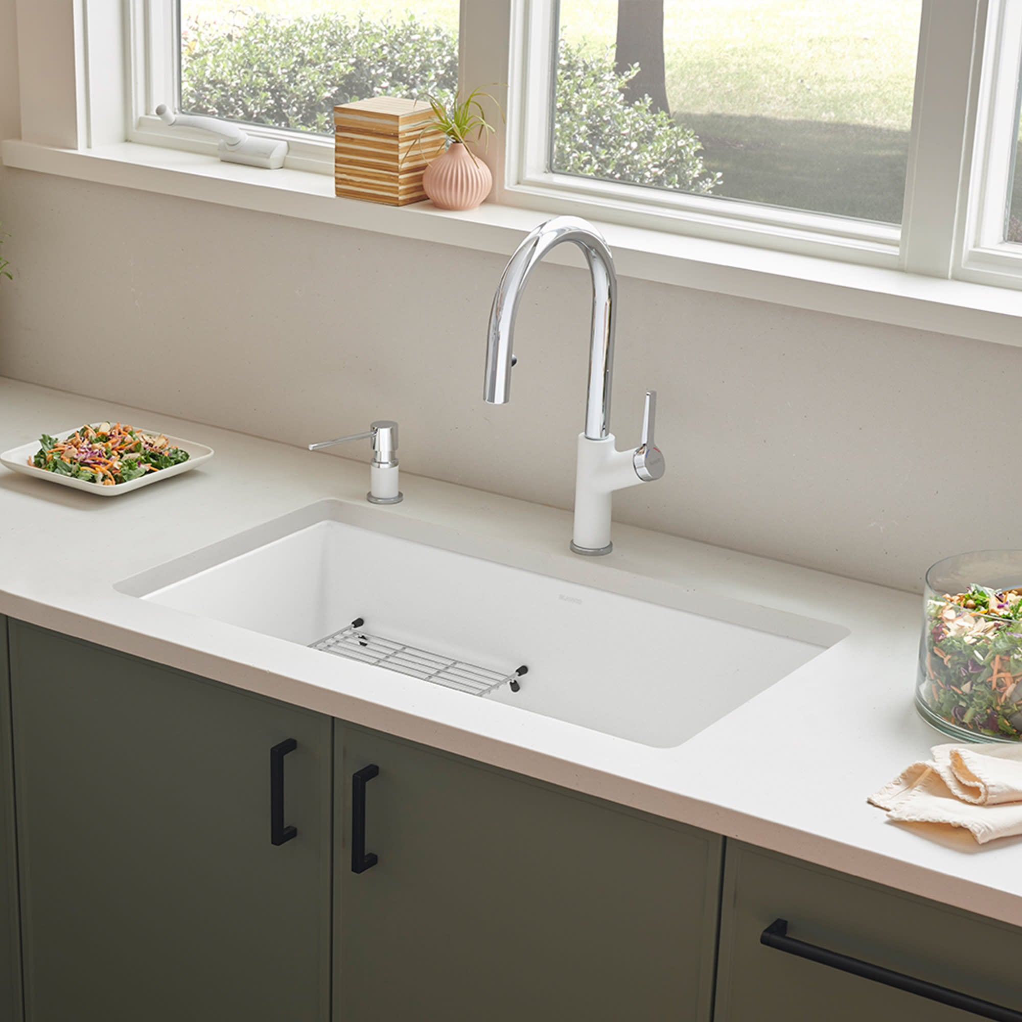 Blanco Urbena Pull-Down Kitchen Faucet 11
