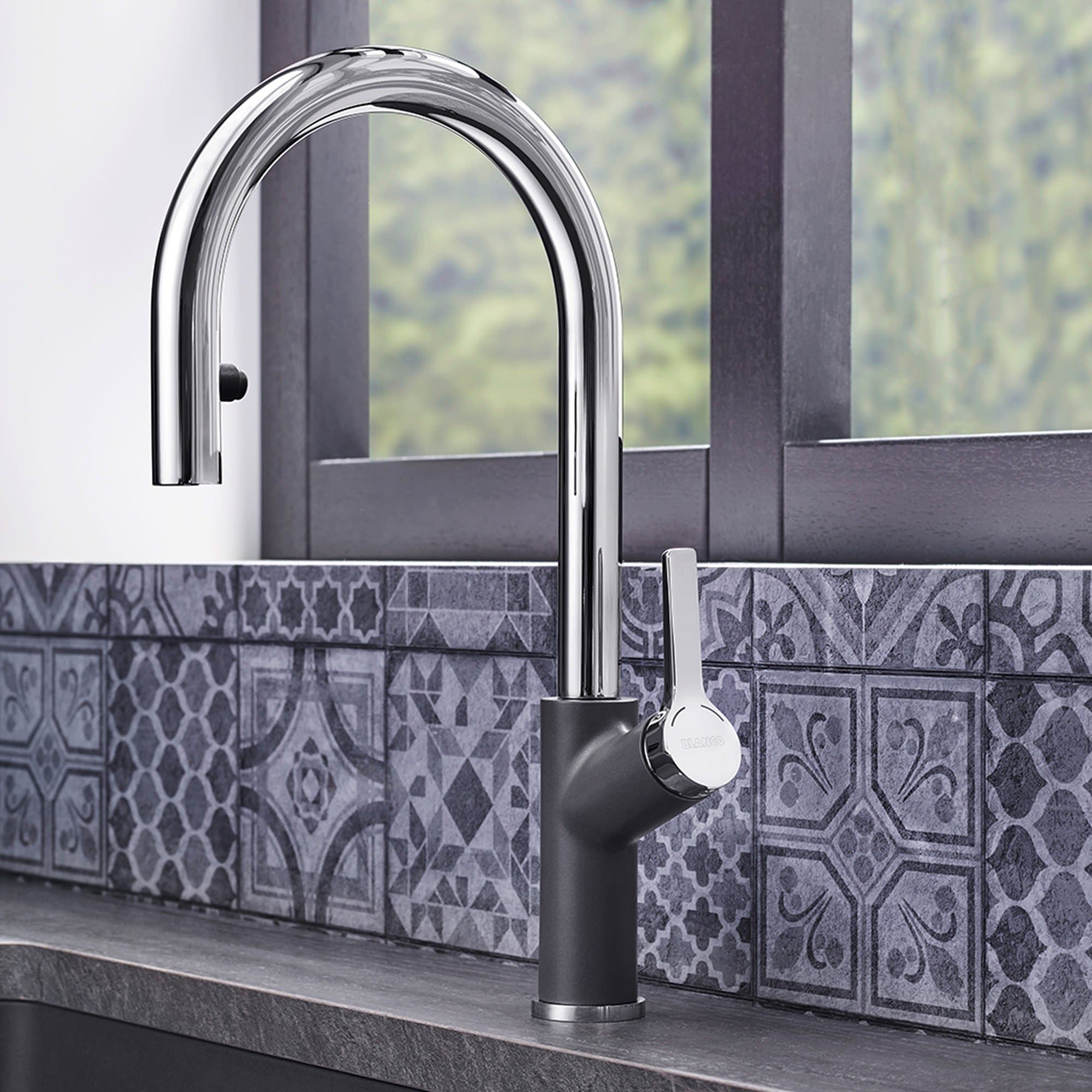 Blanco Urbena Pull-Down Kitchen Faucet 10