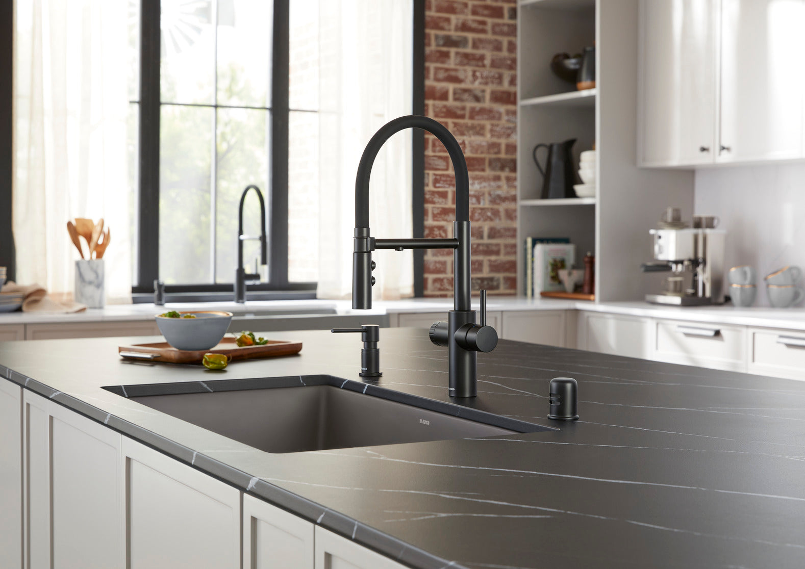 Catris Flexo Filter-Ready Semi-Pro Faucet 1