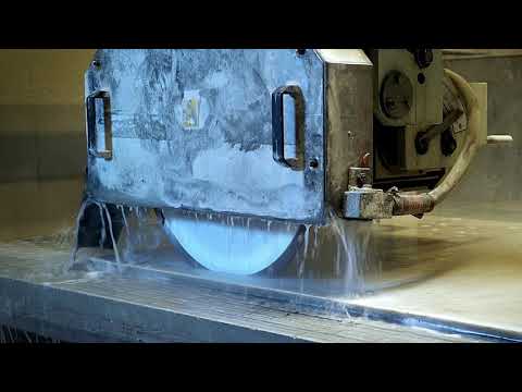 video shows ZENESIS™ Quartzite Blade