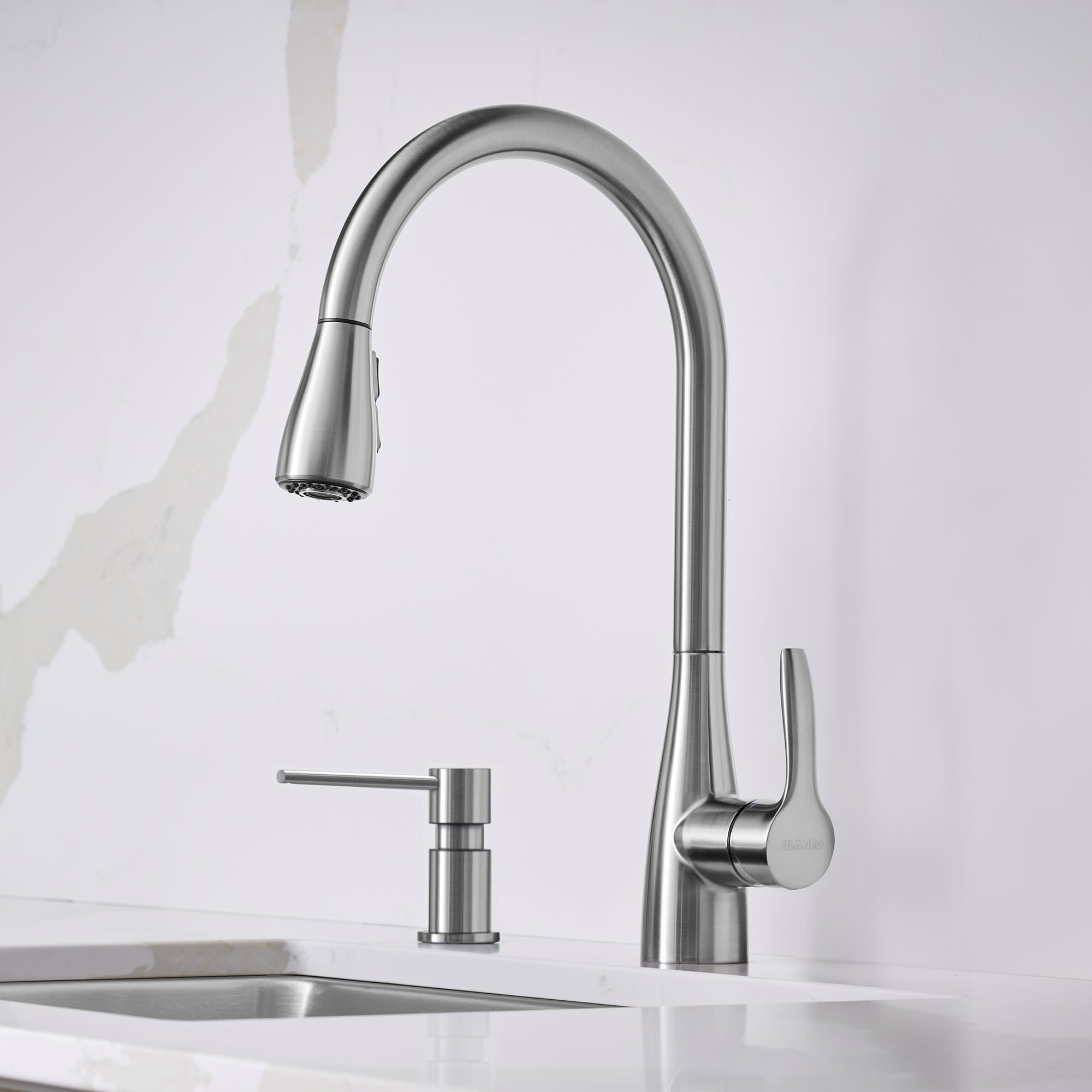 ATURA Pull-Down Faucet 6